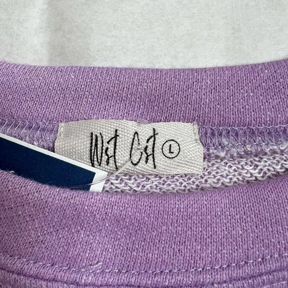 NWT AC/DC Brand Graphic Crew Neck Long Sleeve NWT Lavender Sweatshirt Size L - Picture 7 of 8